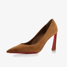 Fashionable Brown Suede Pointed-Toe Pumps