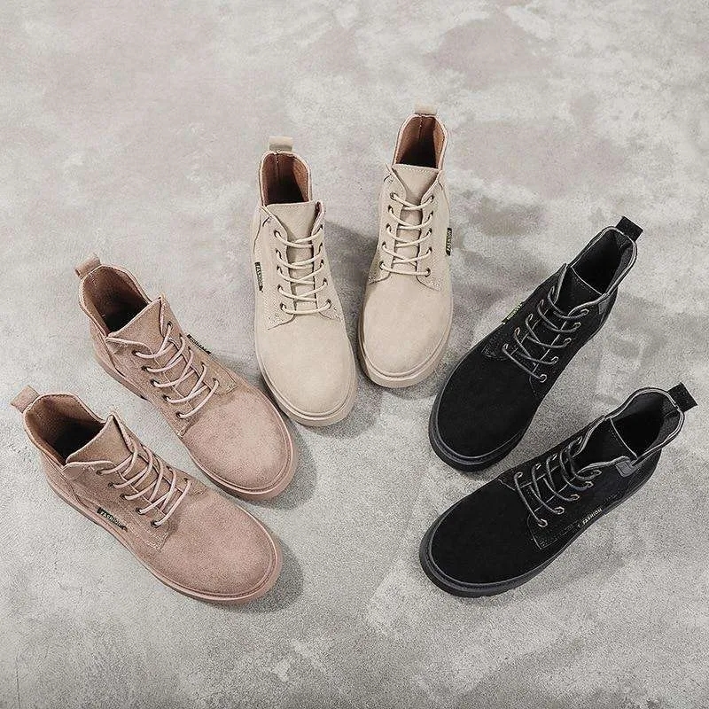 Lace-Up Women's Tied Sneaker