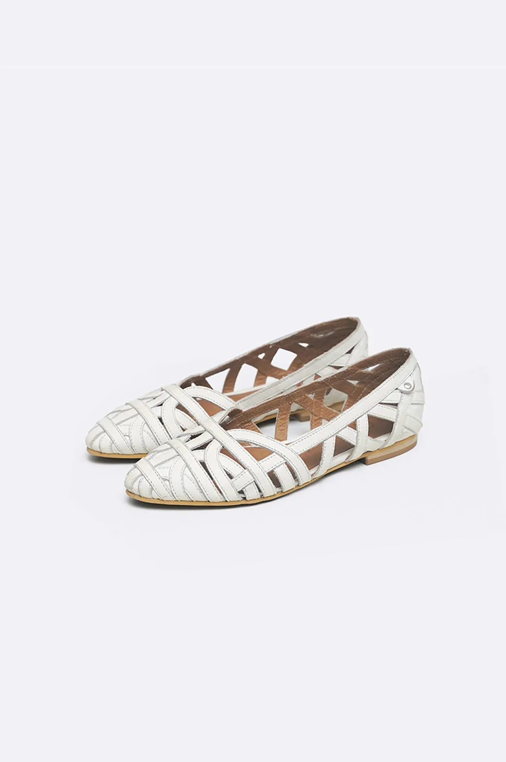 LEATHER WOVEN PUMPS