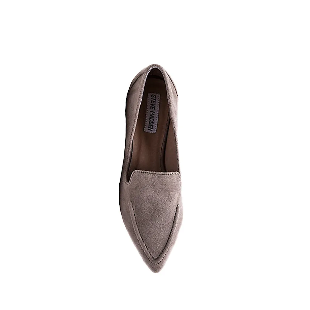 Steve Madden Women's Debbra Flat Shoe in Taupe