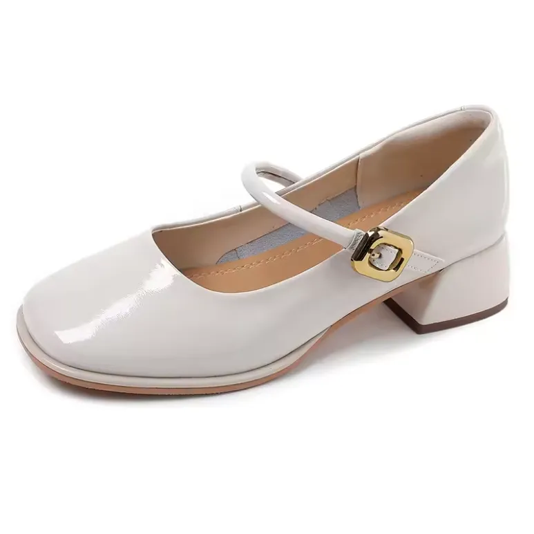 USS Shoes Kamila Women's Round Toe Patent Leather Pumps