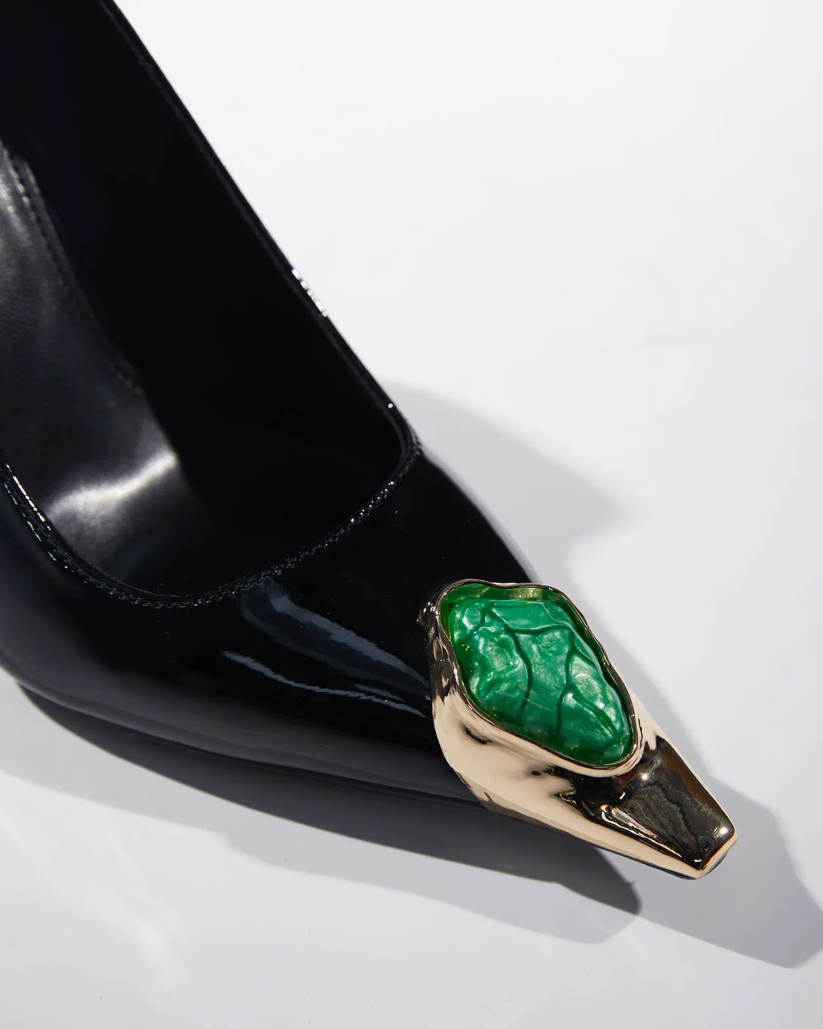 Xue Rhinestone Toe Pumps In Black