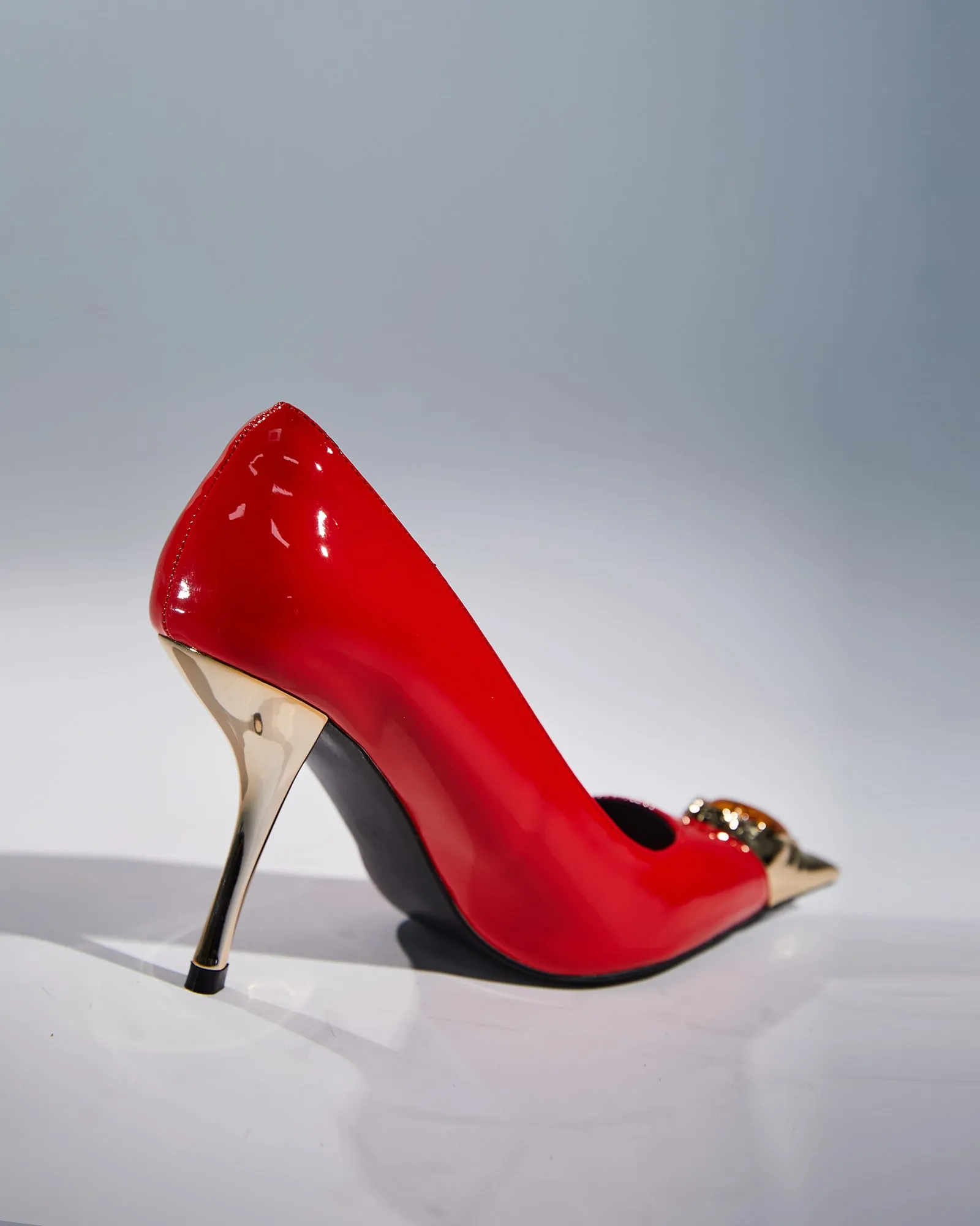Xue Rhinestone Toe Pumps In Red